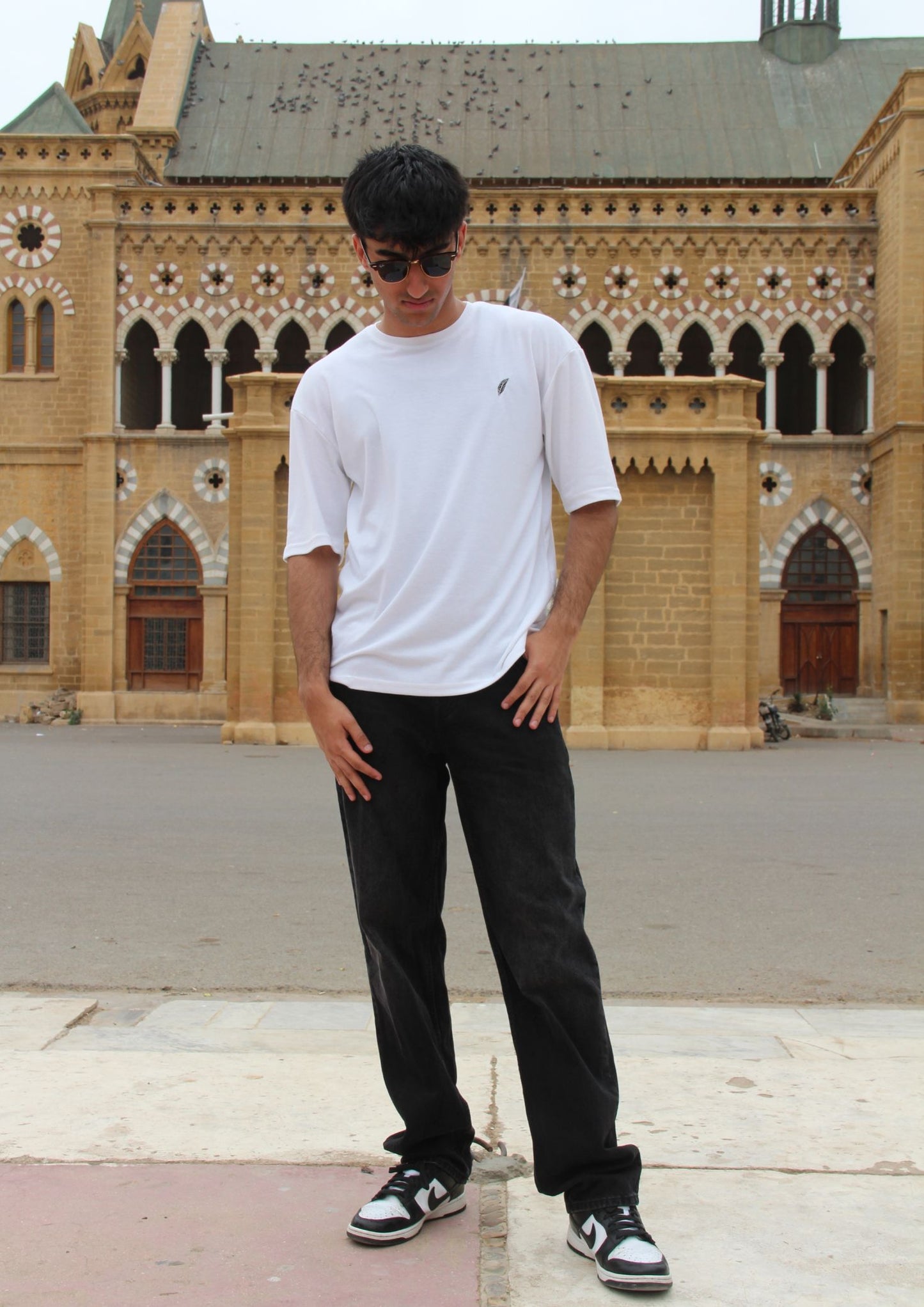 Riwayat Oversized Tee – Noor