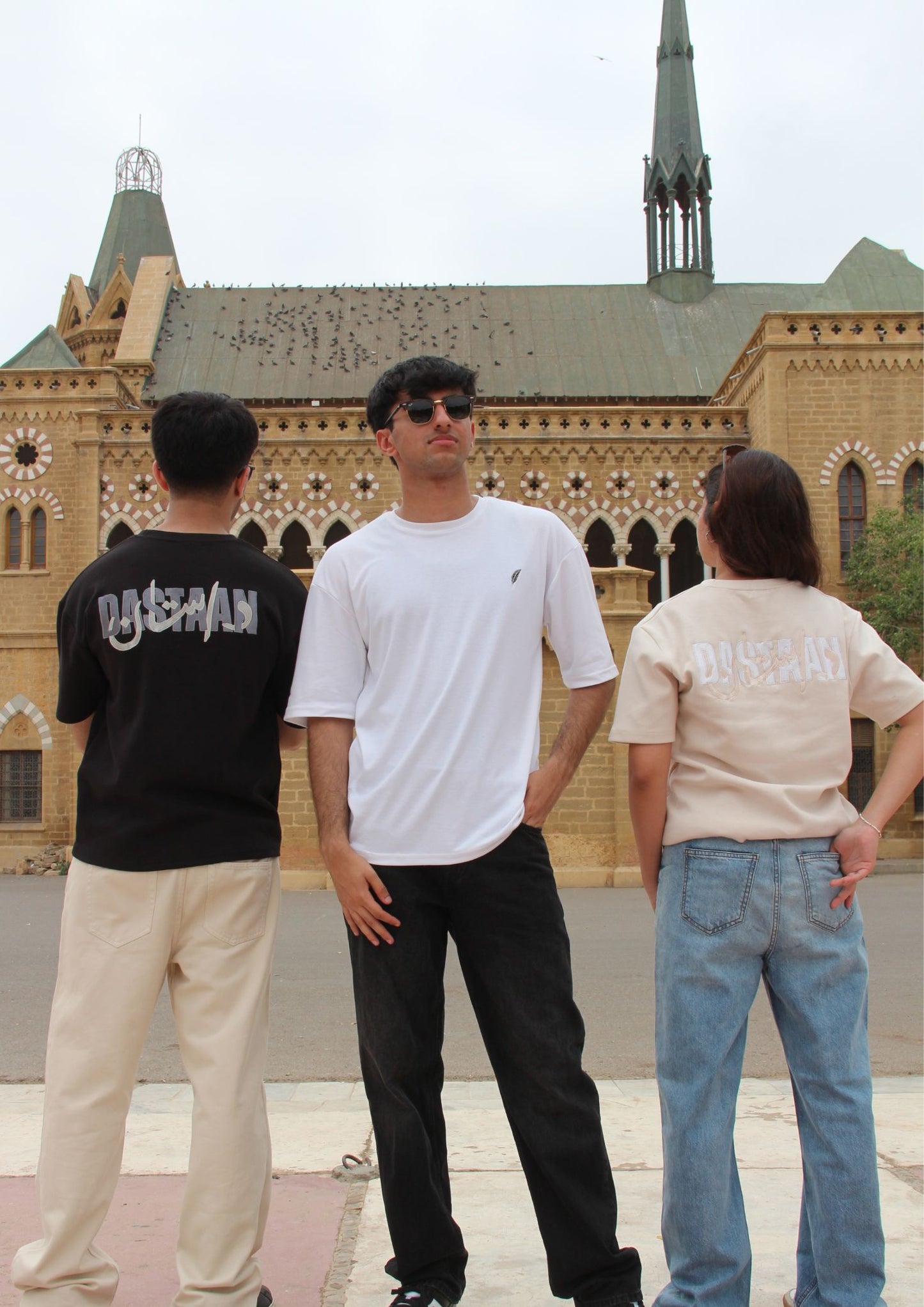 Riwayat Oversized Tee – Noor