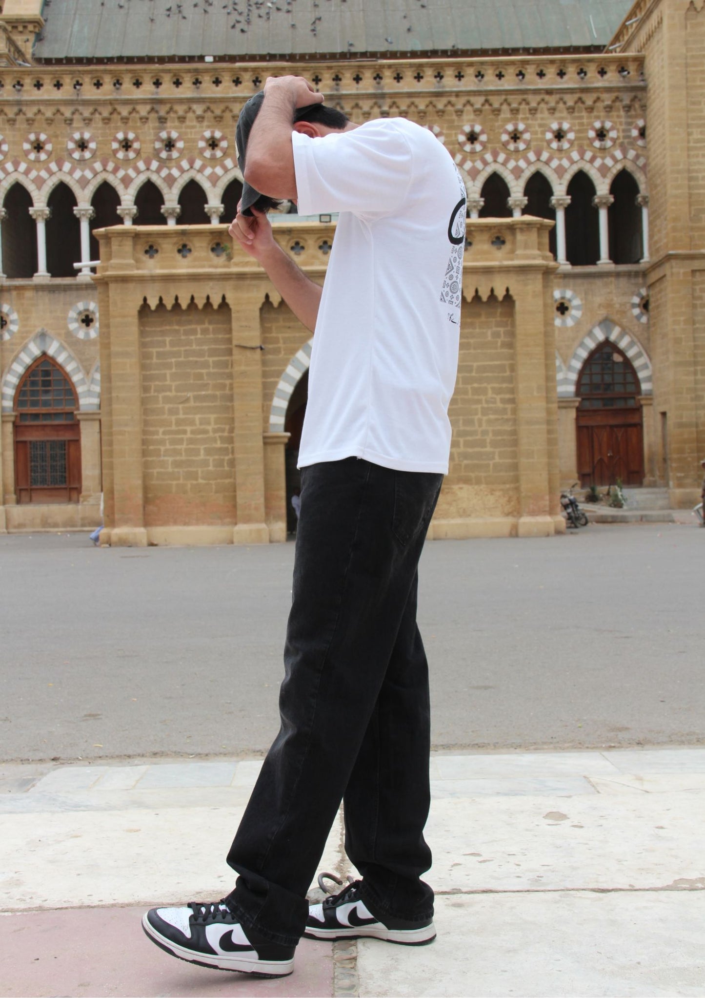 Riwayat Oversized Tee – Noor